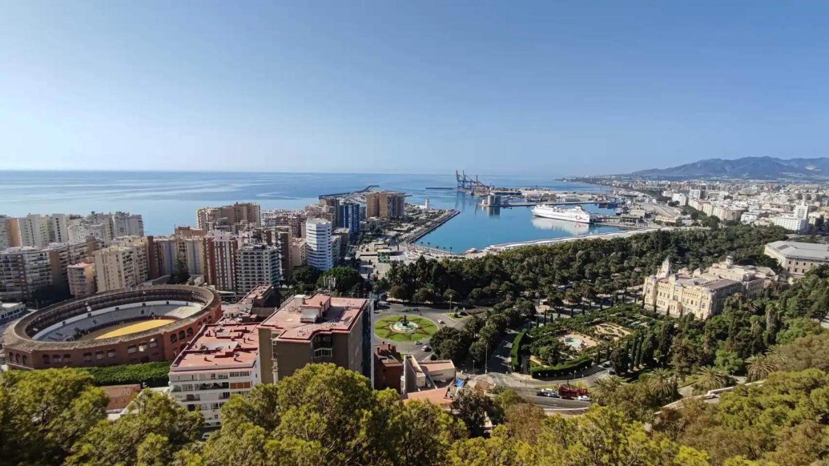 Sol Y Arte Suites Malaga Centro Exterior photo